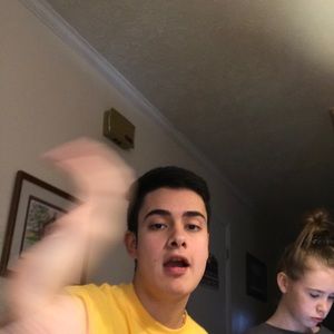 Meet your Posher, Alex